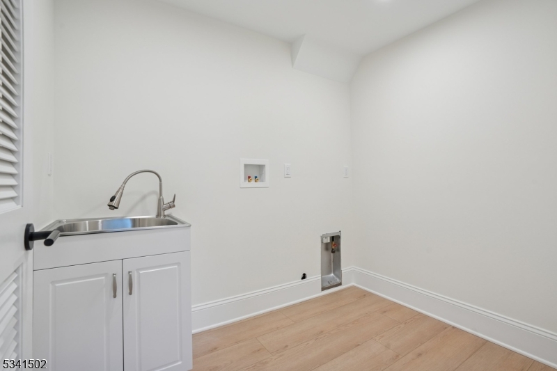 Collins - Residential