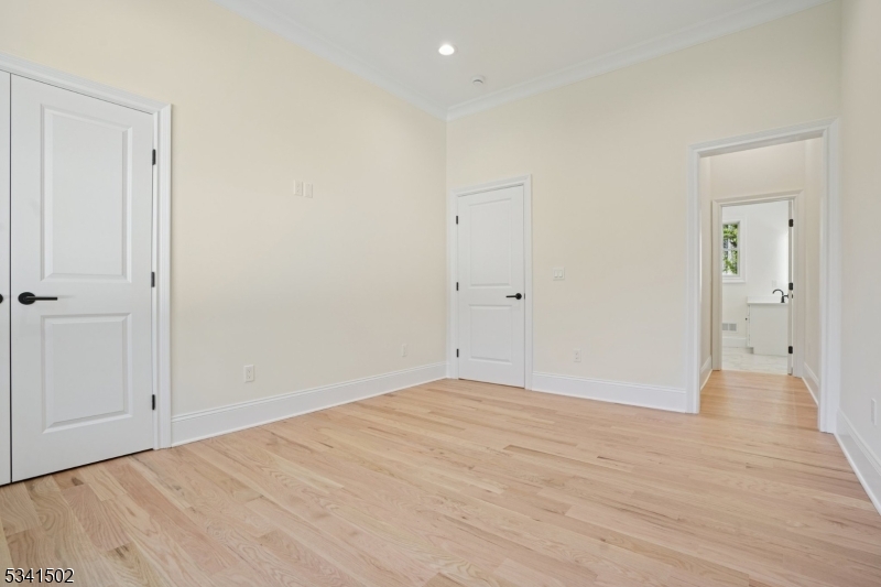 Collins - Residential