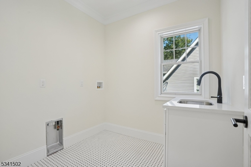 Collins - Residential