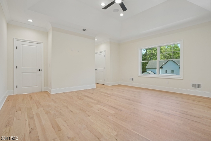 Collins - Residential