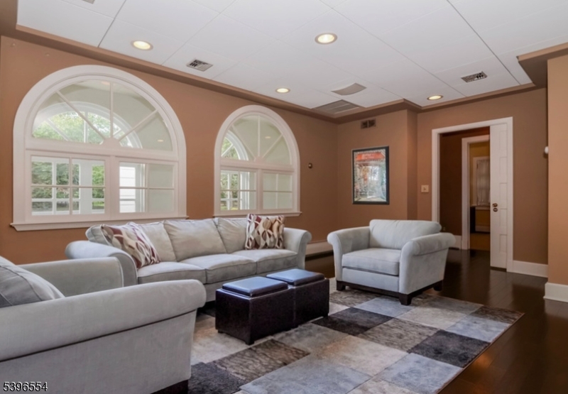 Llewellyn Park - Residential