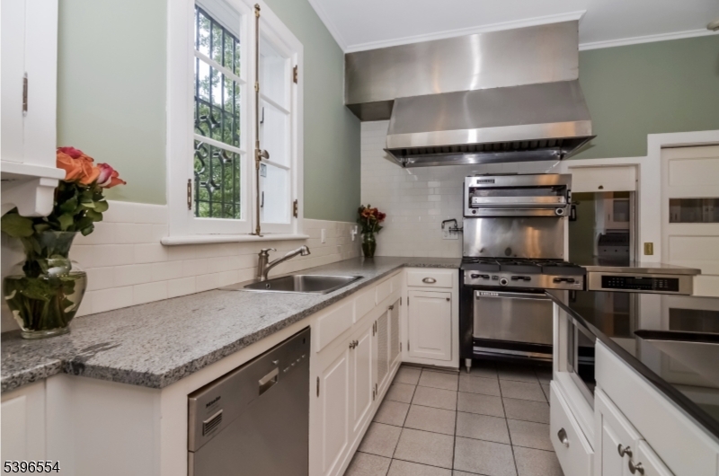 Llewellyn Park - Residential