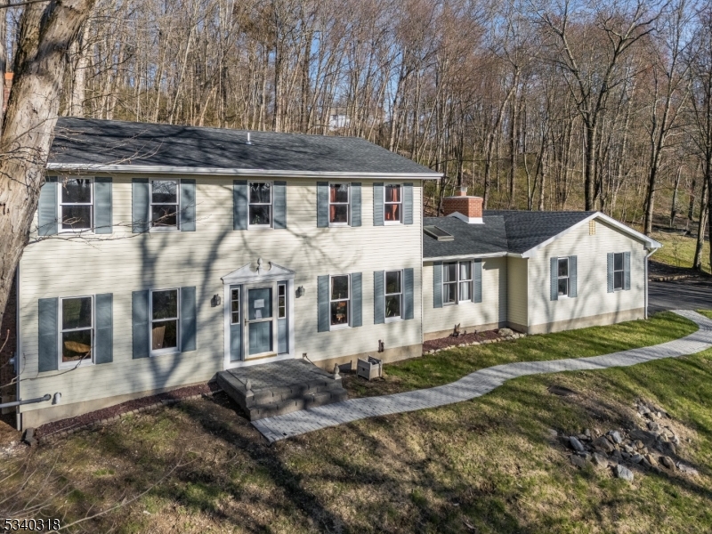 White Twp., New Jersey 07823, United States, 3 Bedrooms Bedrooms, ,3 BathroomsBathrooms,Residential,Active,77814