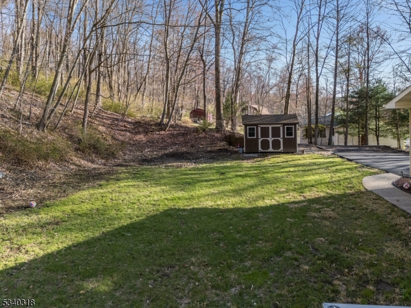 White Twp., New Jersey 07823, United States, 3 Bedrooms Bedrooms, ,3 BathroomsBathrooms,Residential,Active,77814