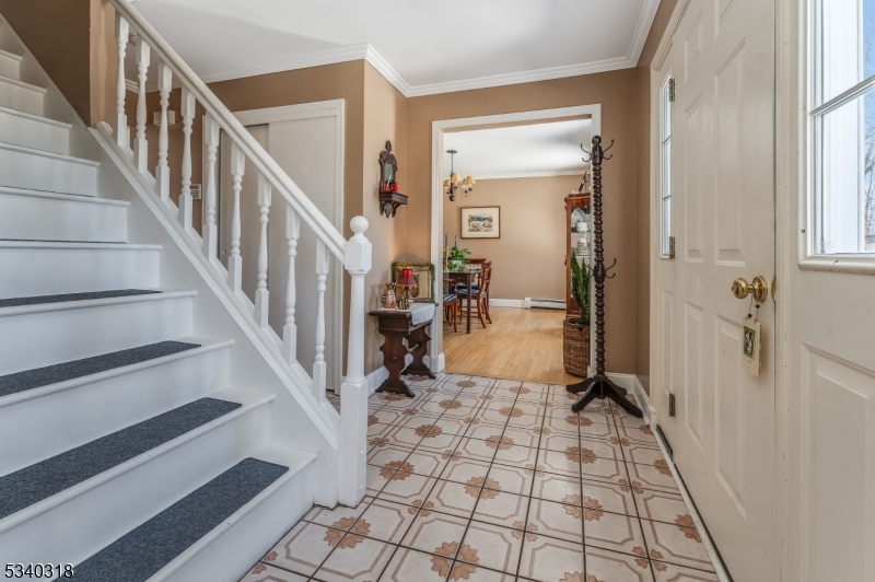 White Twp., New Jersey 07823, United States, 3 Bedrooms Bedrooms, ,3 BathroomsBathrooms,Residential,Active,77814