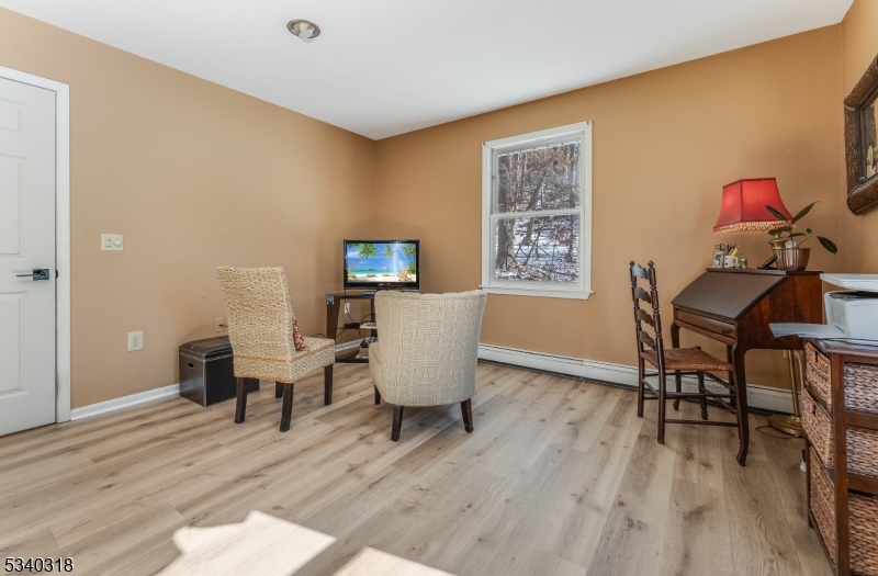 White Twp., New Jersey 07823, United States, 3 Bedrooms Bedrooms, ,3 BathroomsBathrooms,Residential,Active,77814