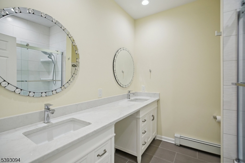 Foxwood II - Residential