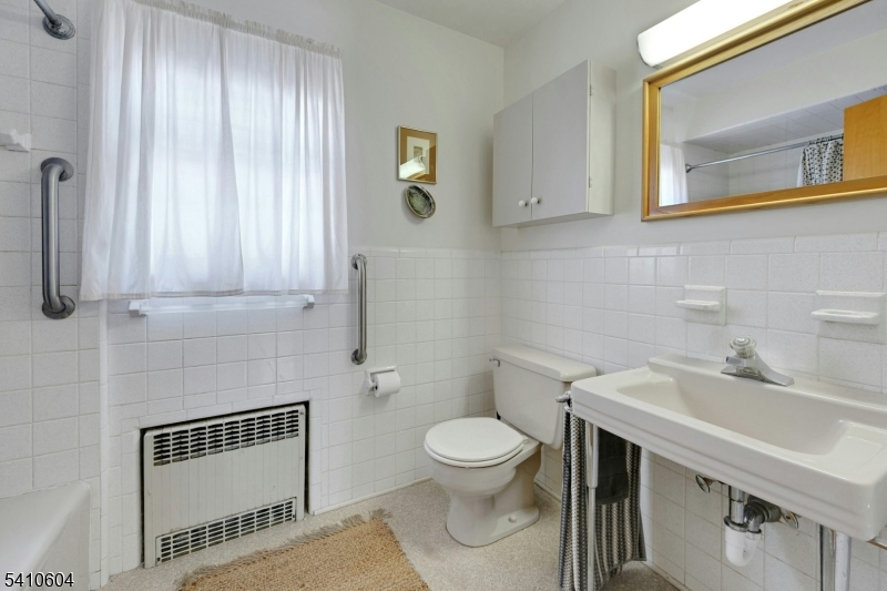 New Vernon - Residential