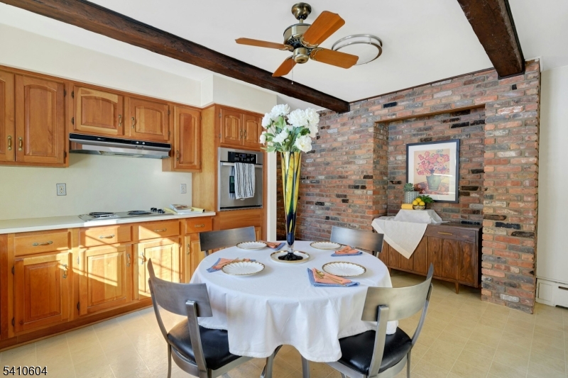 New Vernon - Residential