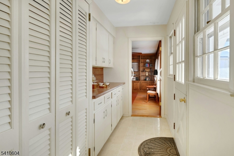 New Vernon - Residential