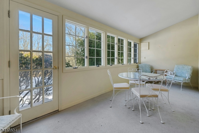 New Vernon - Residential