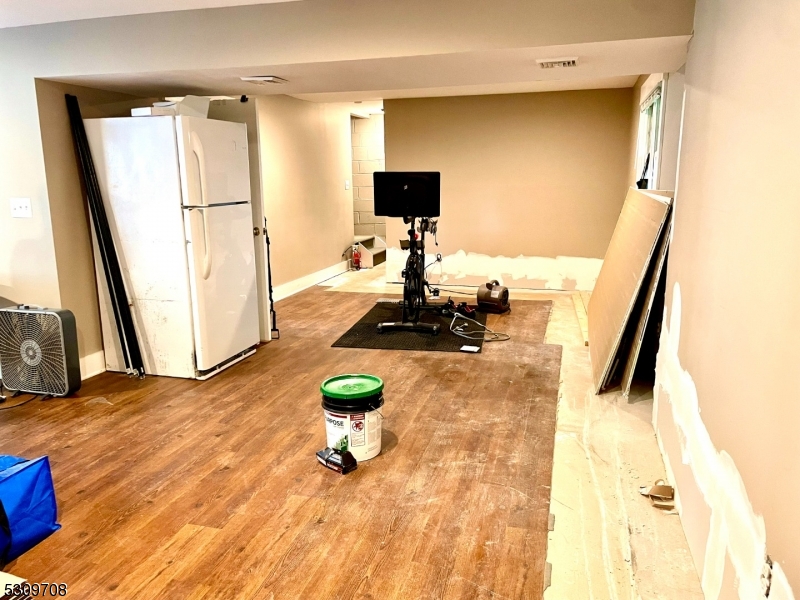 Lake Arrowhead - Residential Lease