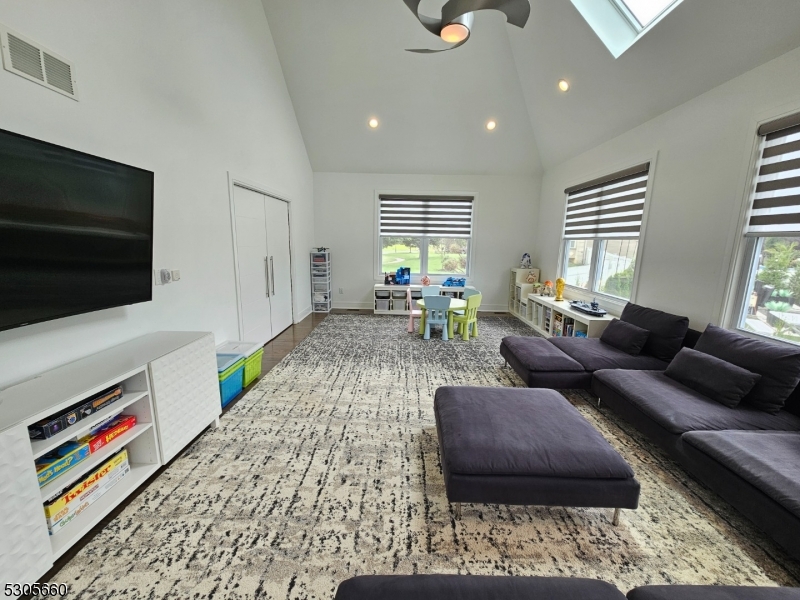 Sunrise Acres - Residential