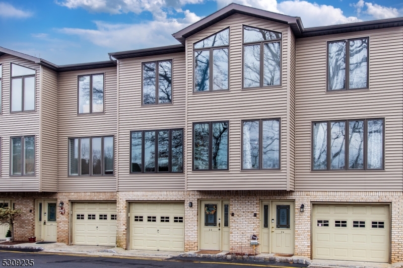 View Nutley Twp., NJ 07110 townhome