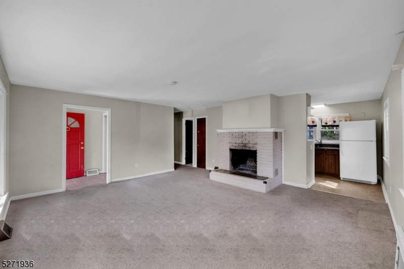 Russling Rd Area - Residential