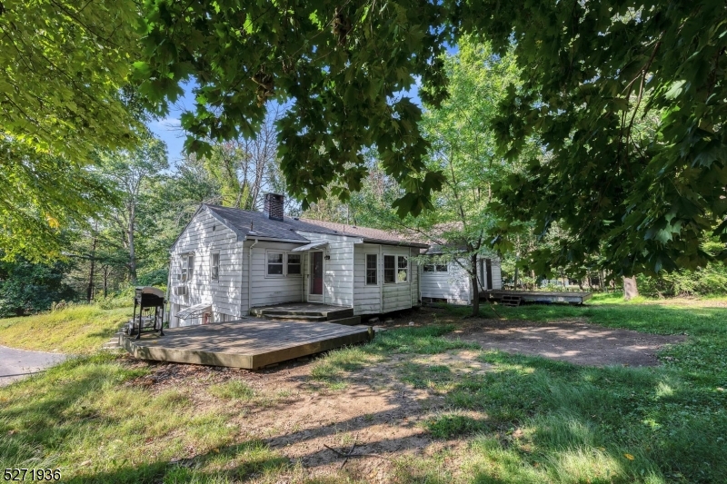 Russling Rd Area - Residential