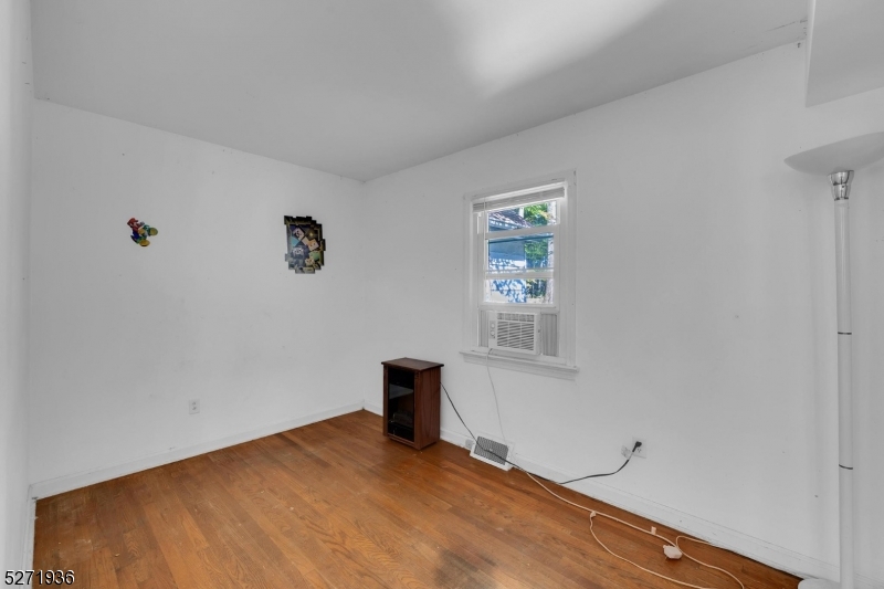 Russling Rd Area - Residential