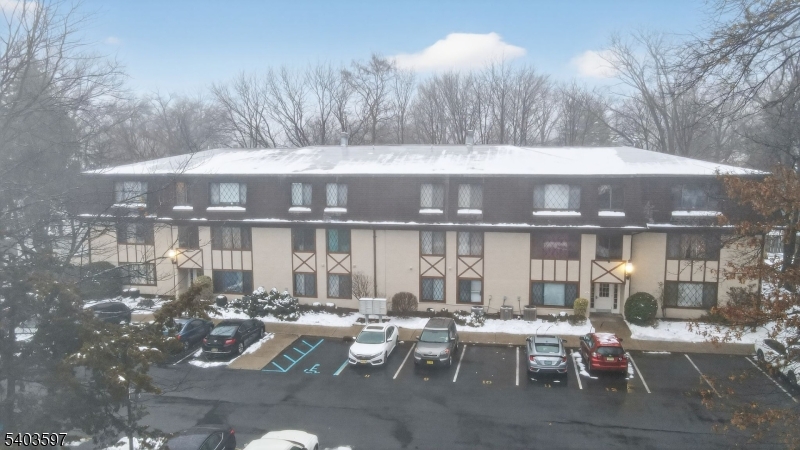 HILTON SECTION - Residential