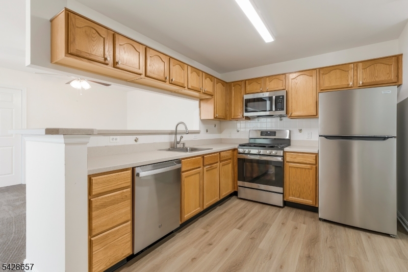 Hillsborough Point - Residential