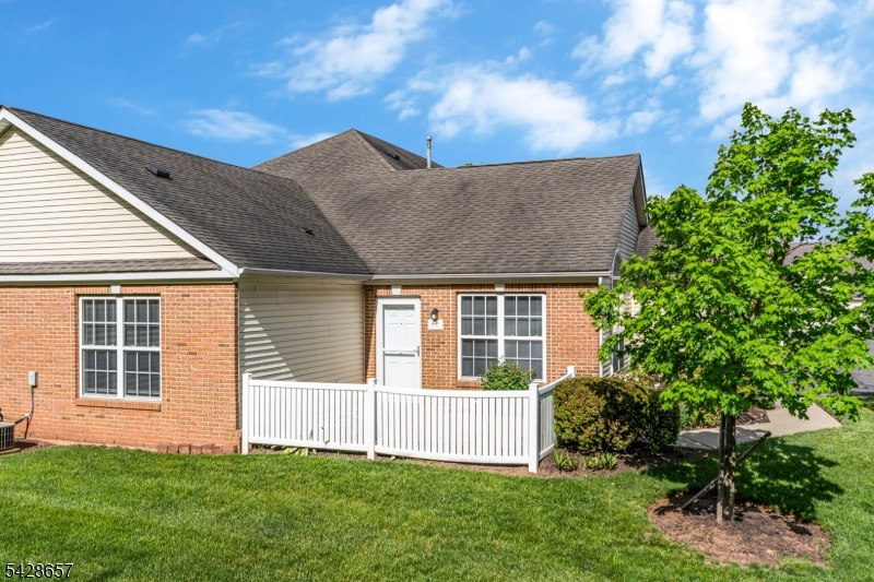 Hillsborough Point - Residential