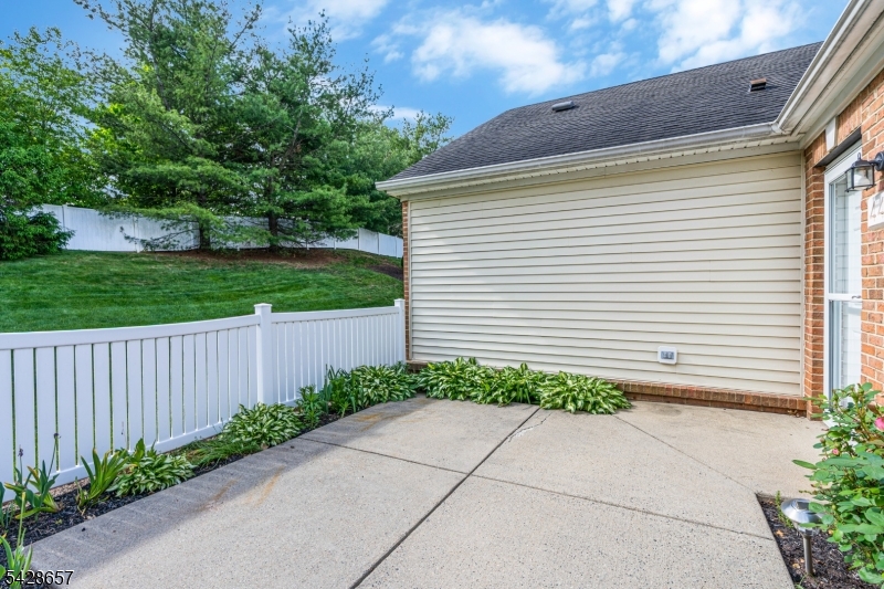 Hillsborough Point - Residential