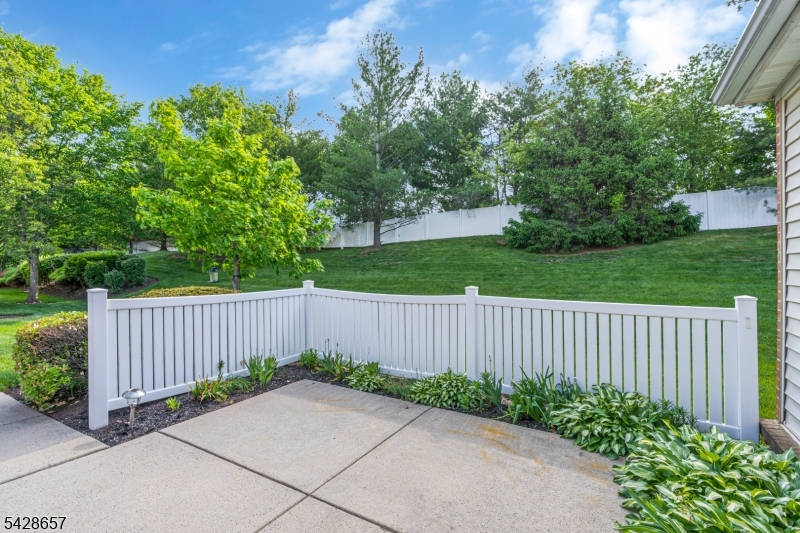Hillsborough Point - Residential