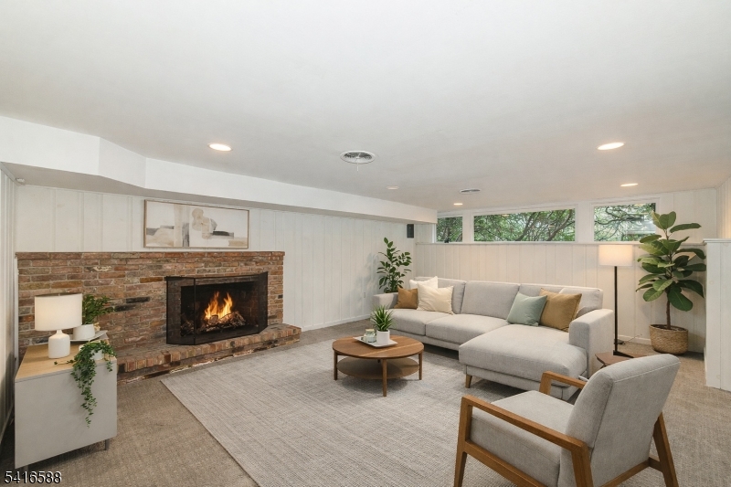 Hill Section - Residential