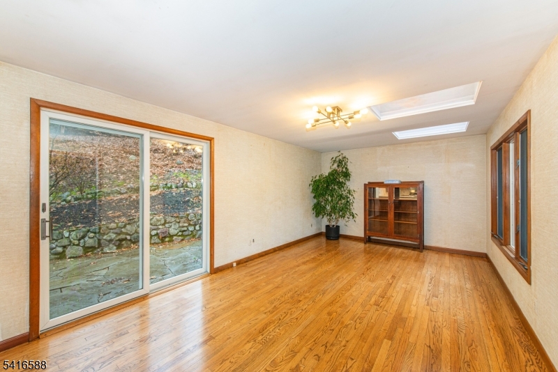 Hill Section - Residential