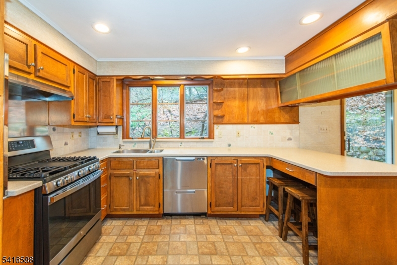 Hill Section - Residential