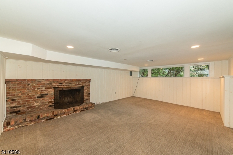 Hill Section - Residential