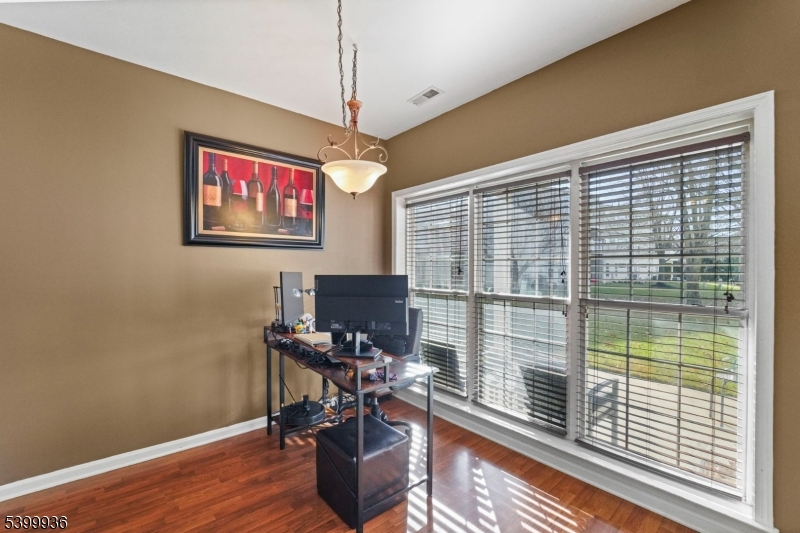 SUMMERHILL - Residential