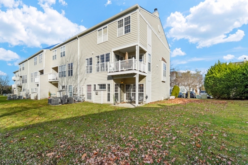 SUMMERHILL - Residential