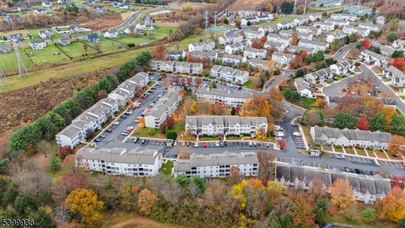 SUMMERHILL - Residential