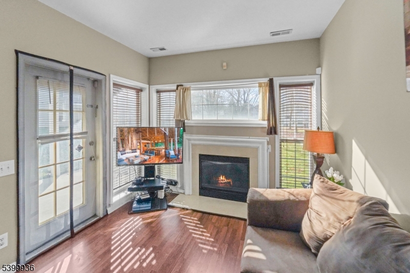 SUMMERHILL - Residential