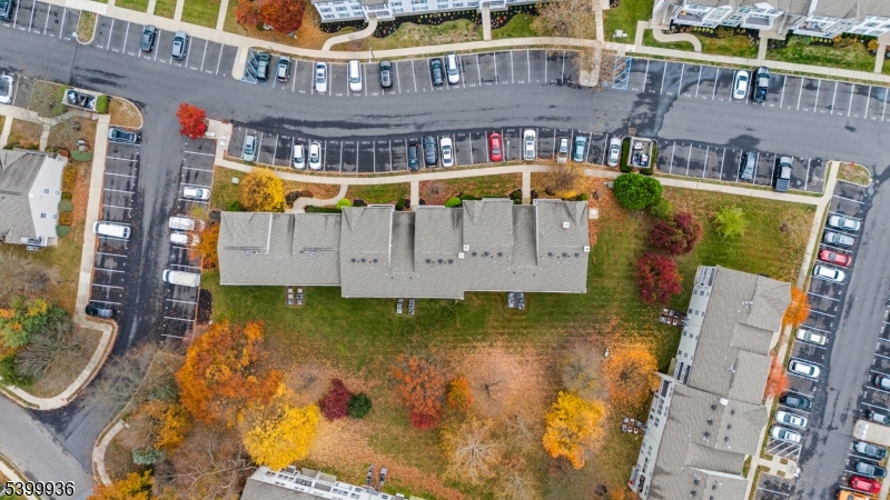 SUMMERHILL - Residential