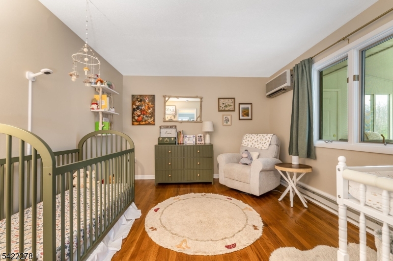 Whitehouse Station - Residential