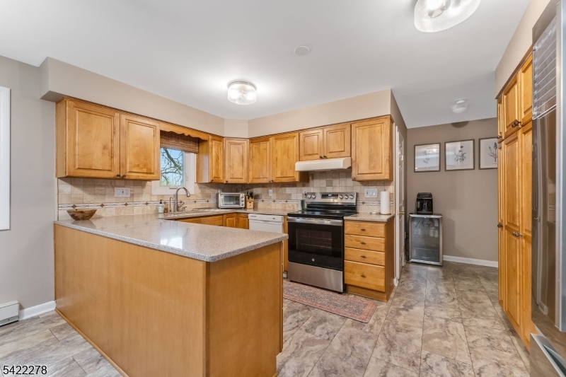 Whitehouse Station - Residential