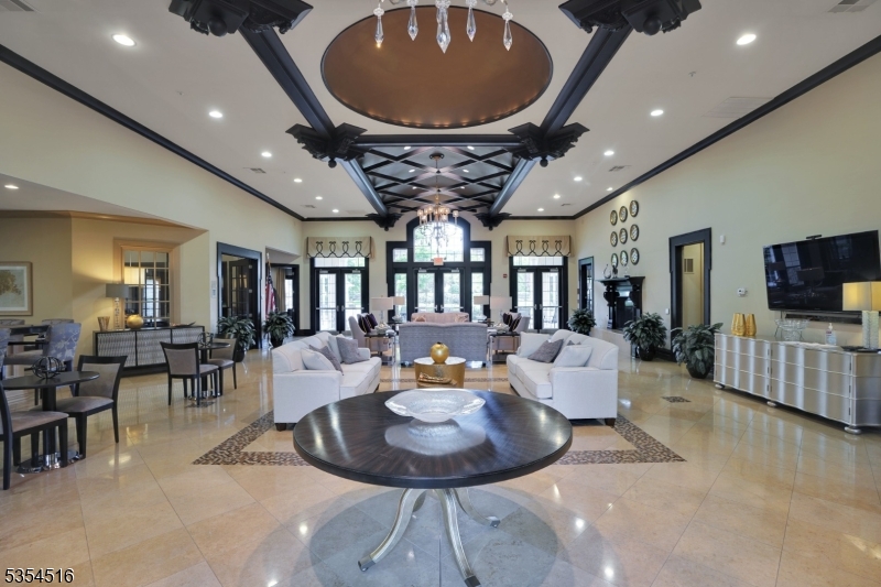 Four Seasons Promenade - Residential