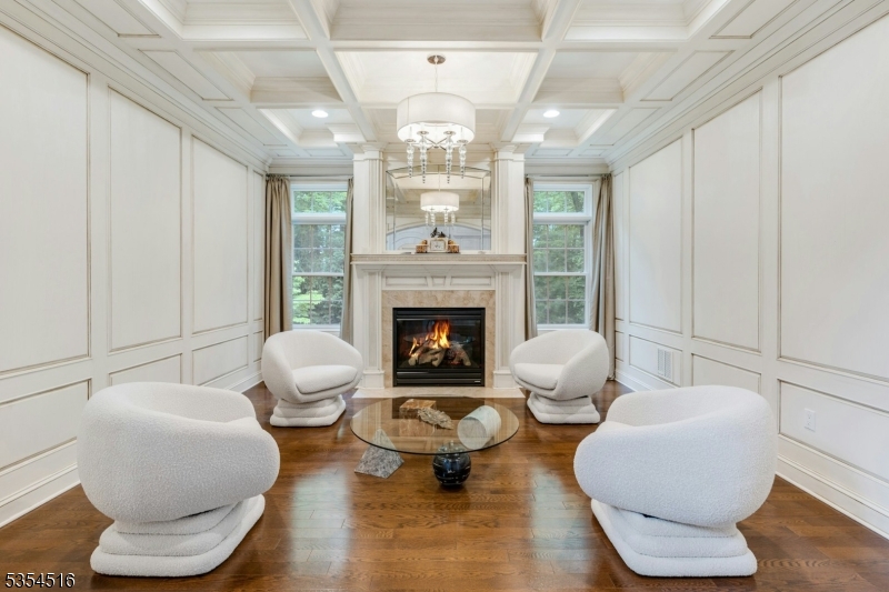 Four Seasons Promenade - Residential