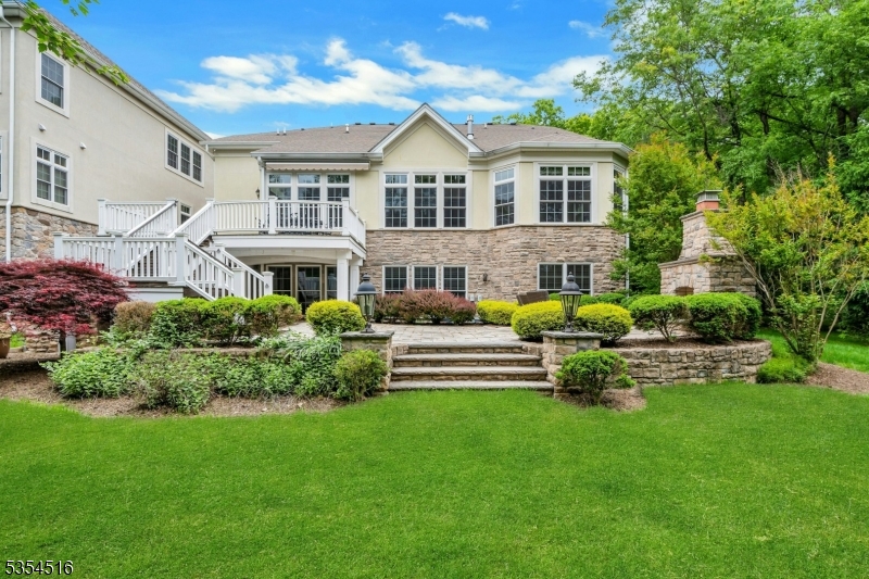 Four Seasons Promenade - Residential