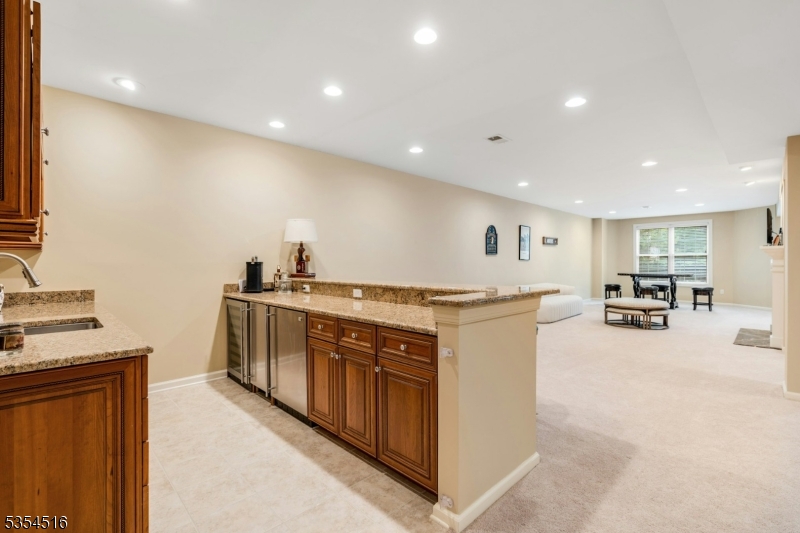 Four Seasons Promenade - Residential