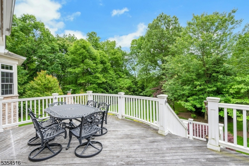 Four Seasons Promenade - Residential