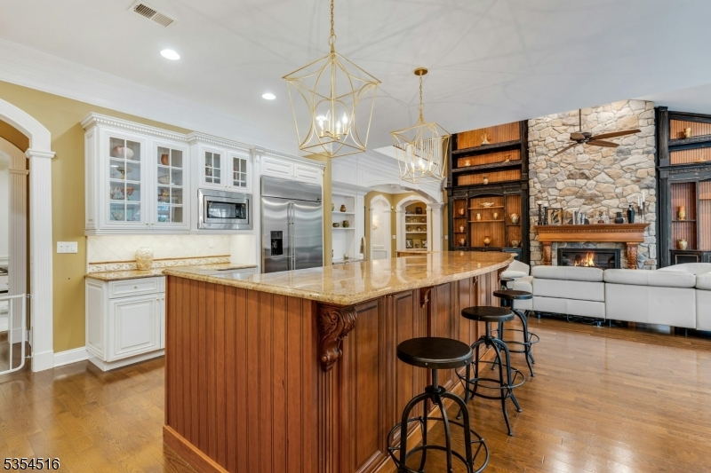 Four Seasons Promenade - Residential