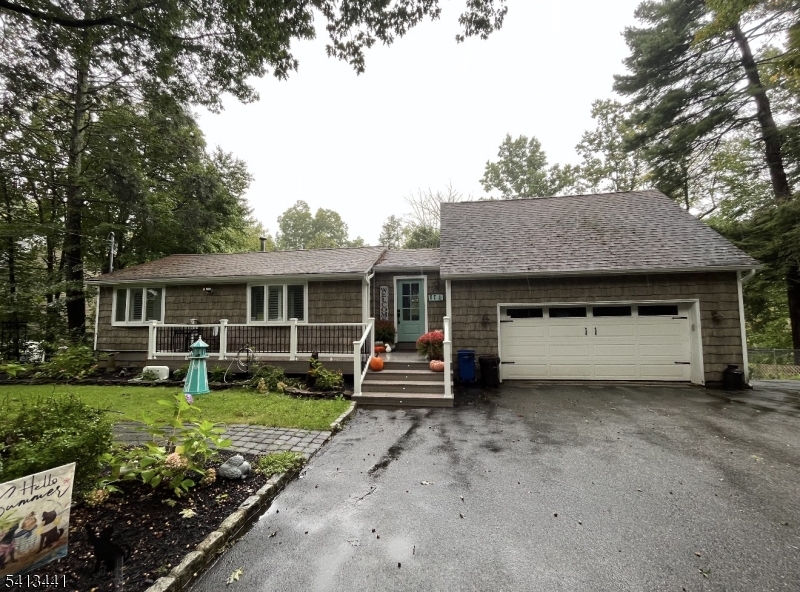 Upper Greenwood Lake - Residential