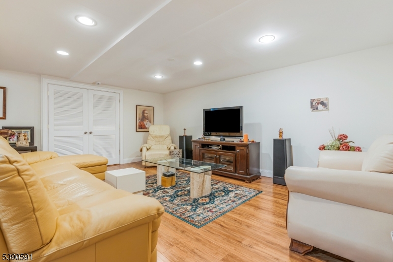 The Barons - Residential