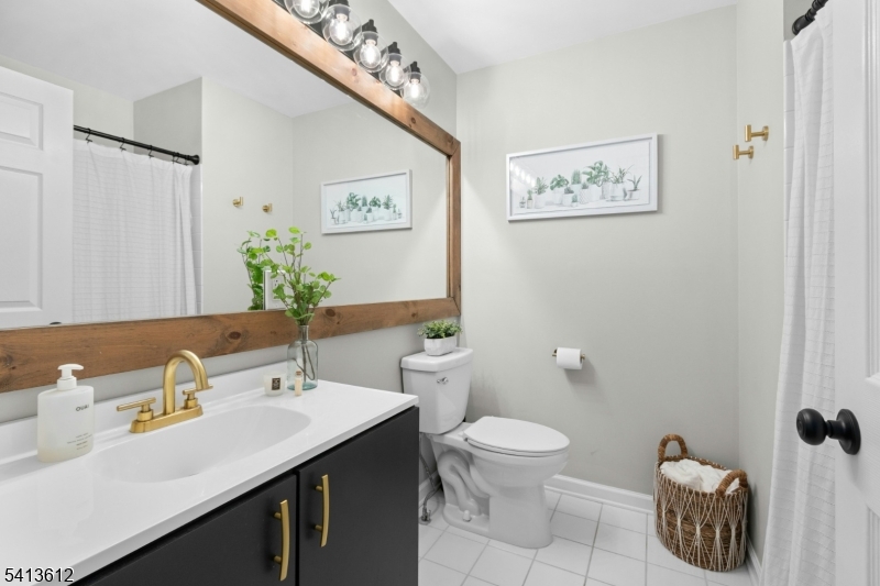 Pondview - Residential