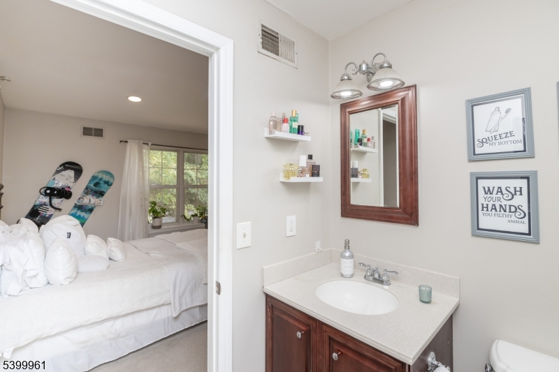 Seasons Glen - Residential Lease