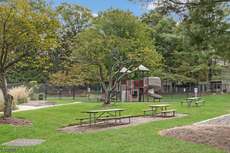 Seasons Glen - Residential Lease