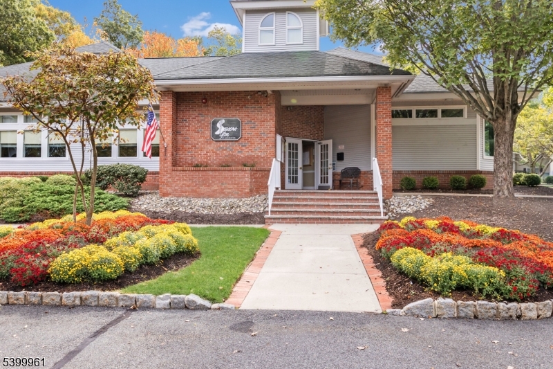 Seasons Glen - Residential Lease