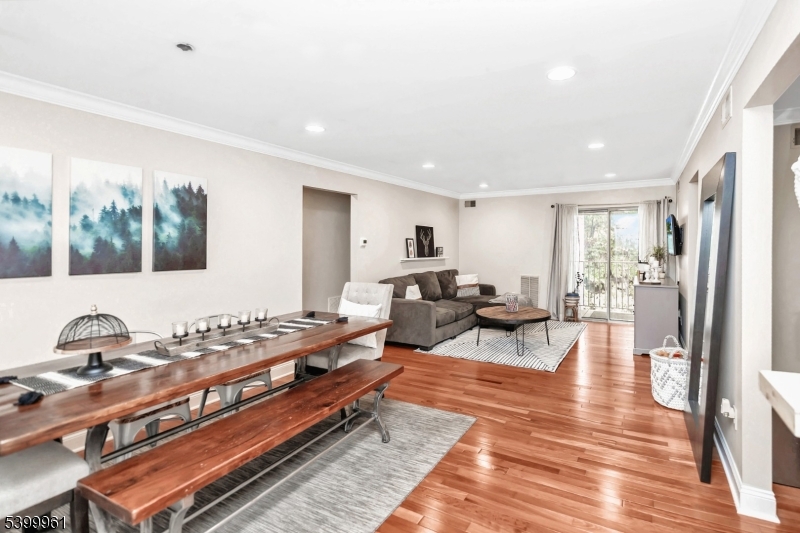 Seasons Glen - Residential Lease